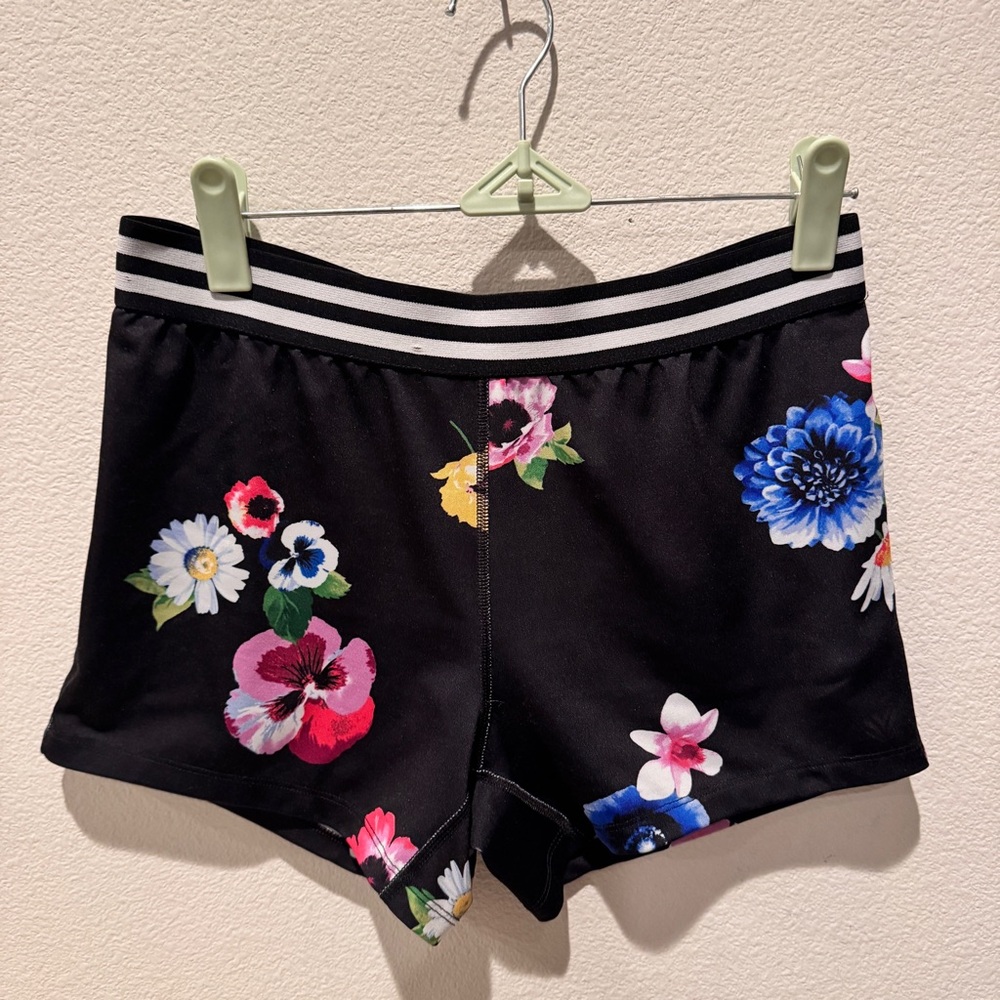 Forever 21 Floral Black and White Shorts with Striped Waist Size Medium New NWOT